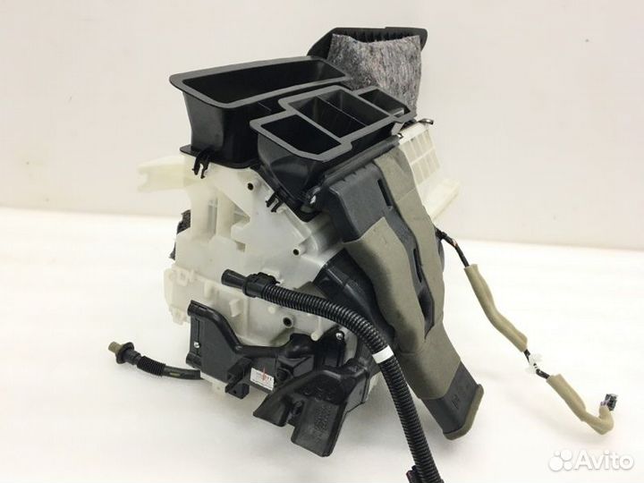 Корпус печки Mitsubishi Outlander 2020