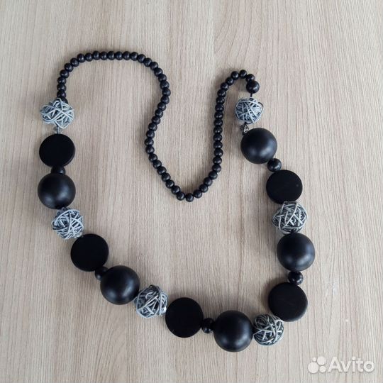 Бусы,подвески