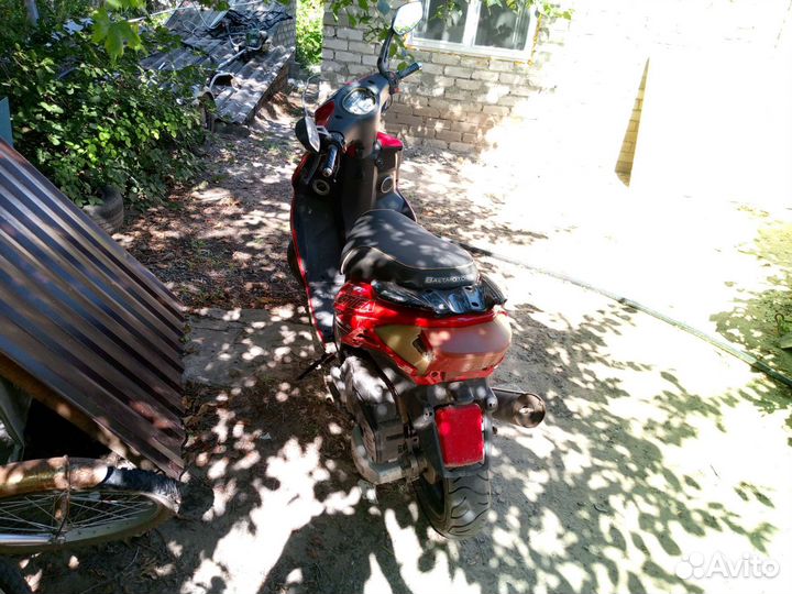 Скутер балтмоторс 125кб