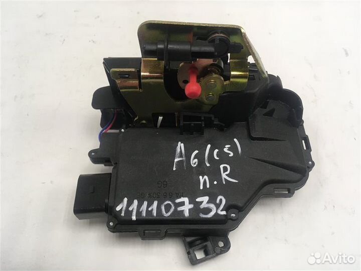 Замок двери передней правой Audi A6 C5 1997-2004