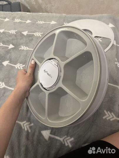 Автокормушка для собак и кошек