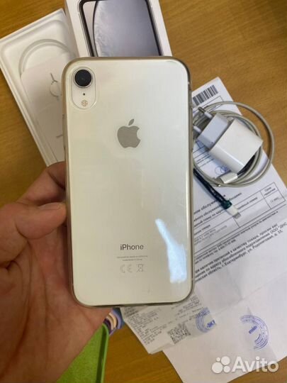 iPhone Xr, 64 ГБ
