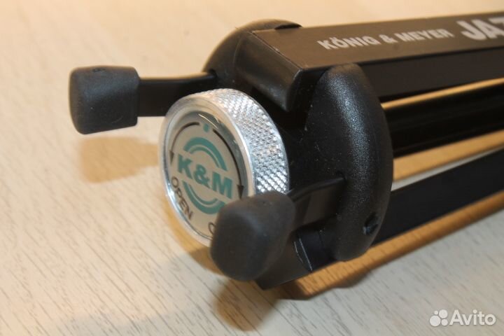 Стойка для альт саксофона konig&meyer14330