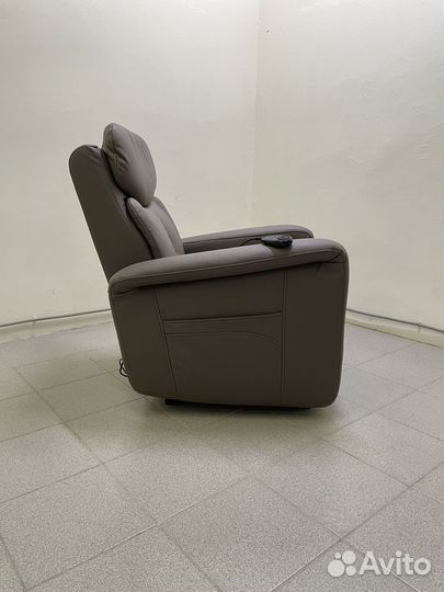Кресло реклайнер для бьюти