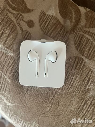 Наушники apple airpods