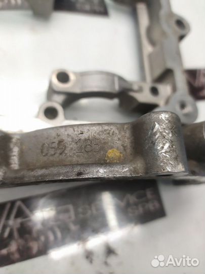 Крепление валов (рамка головки) левая BKS