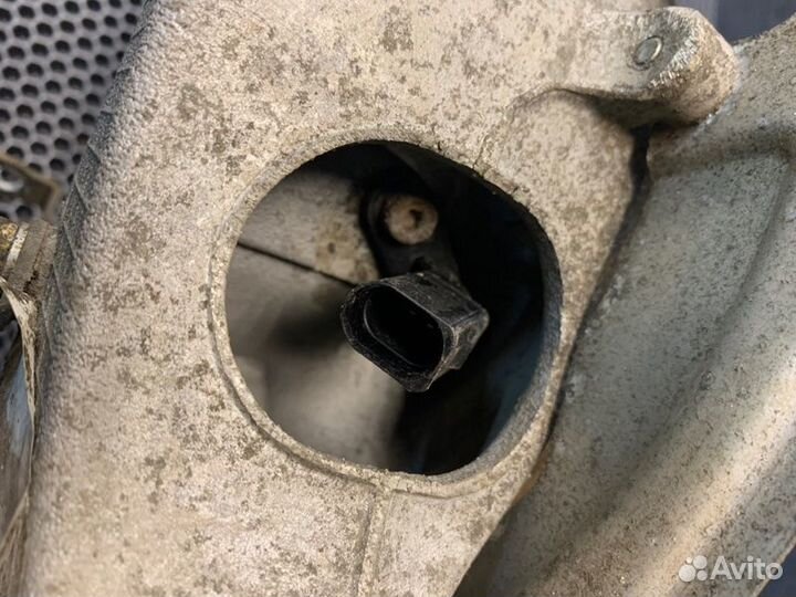 Кулак поворотный задний правый Porshe Panamera 970