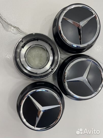 Колпак закручивающийся оригинал Mercedes AMG c251