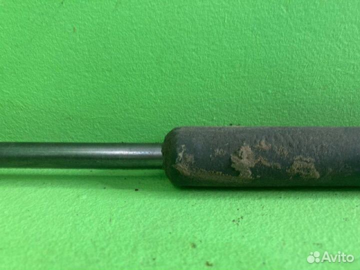 Амортизатор капота MAN TGA