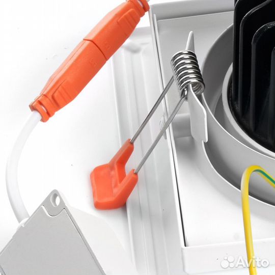 Светильник встраиваемый карданный AL202 2x20