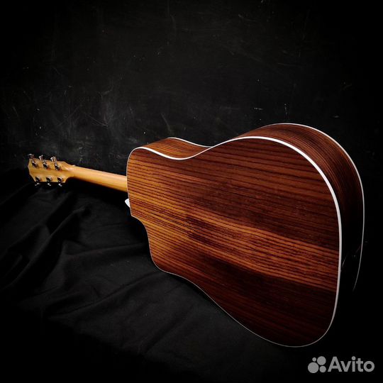Taylor 210ce 200 series (Drednought)