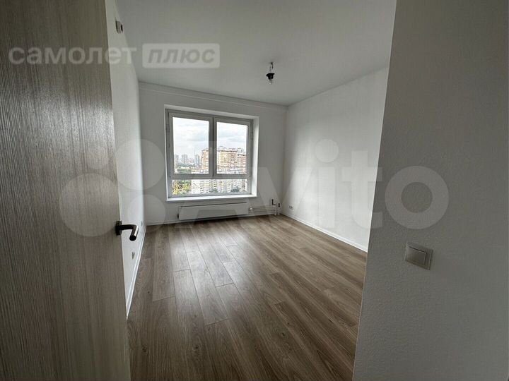 3-к. квартира, 87,3 м², 17/17 эт.