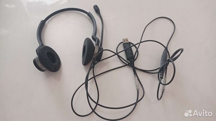 Профессиональная компьютерная гарнитура jabra