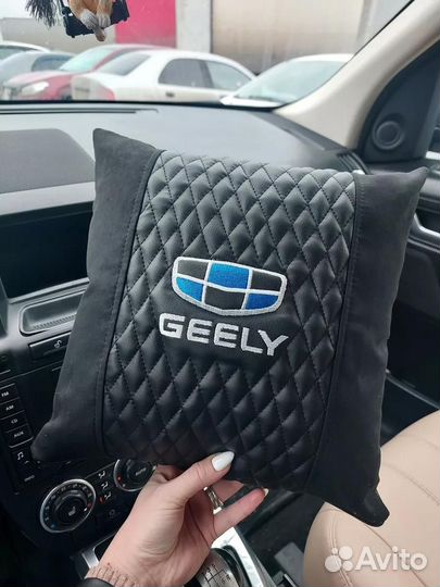 Подушка автомобильная аксессуар Geely