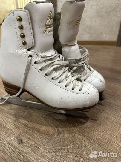 Фигурные коньки jackson freestyle