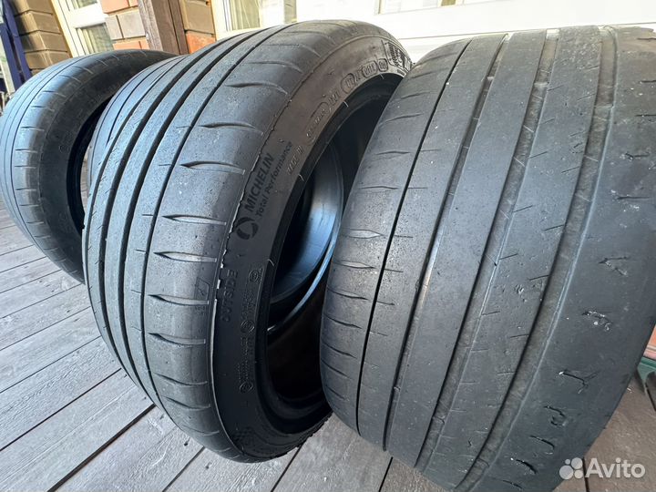 Michelin Pilot Sport 4 S 255/40 R19 и 255/35 R19