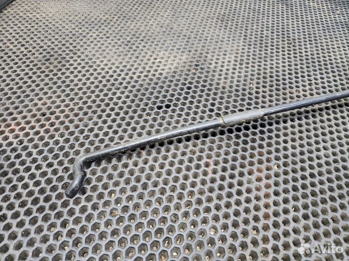 Упор капота Great Wall Hover H2 H3