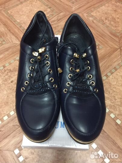 Полуботинки