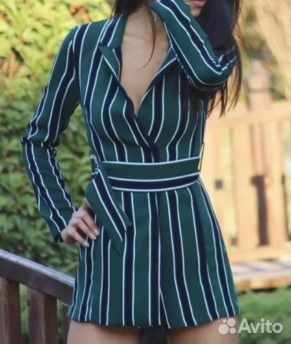 Пиджак платье с шортиками Bershka