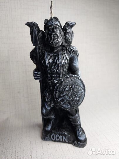 Восковые свечи ручной работы