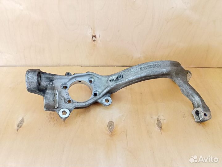 Кулак поворотный передний правый Audi A6 C6