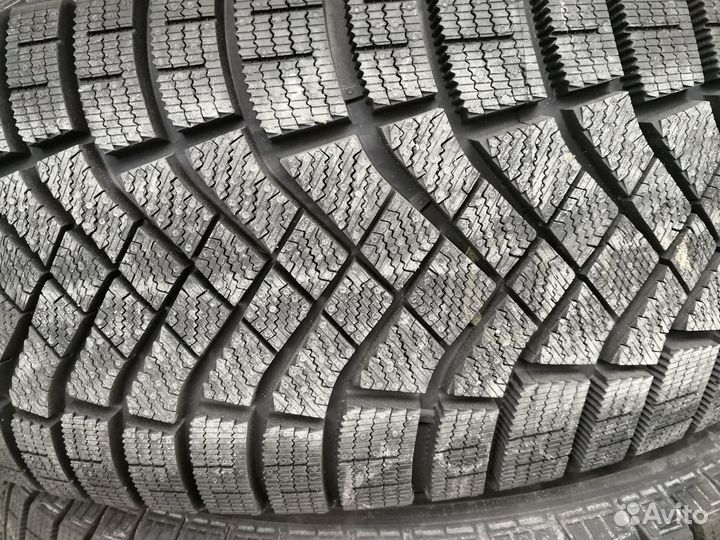 Pirelli Ice Zero FR 195/65 R15 95T