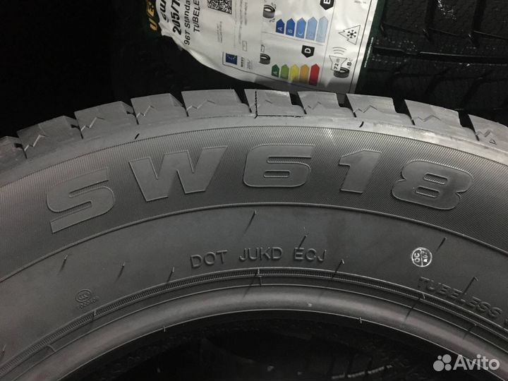 Westlake SW618 215/65 R16 98T