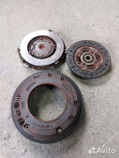 Комплект сцепления Volkswagen Vento 067105273G,067