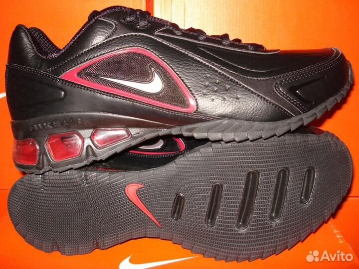 Кроссовки Nike AIR Circuit TR II