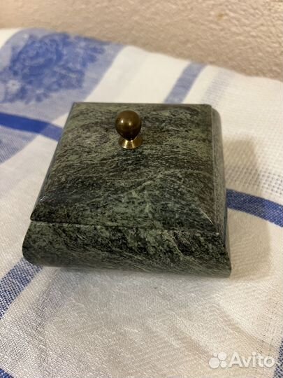 Шкатулка для украшений серпентин