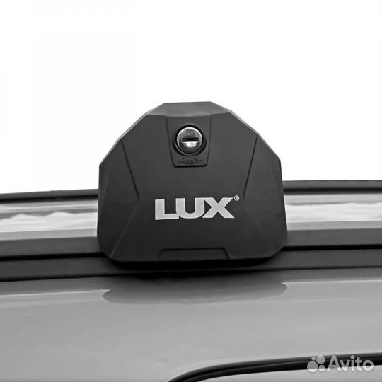 Багажник на интегрированные рейлинги LUX scout