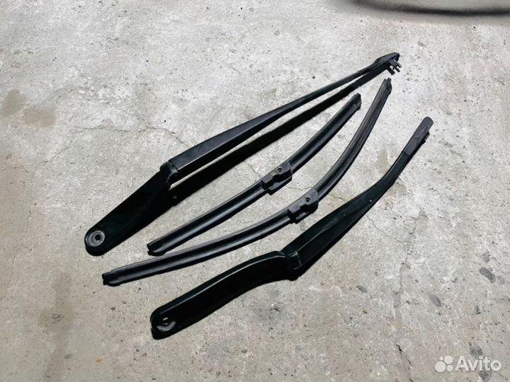 Дворник лобового стекла Bmw 7 F02 N63B44A 2011