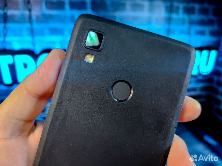 Land Rover Explore, 4/64 ГБ