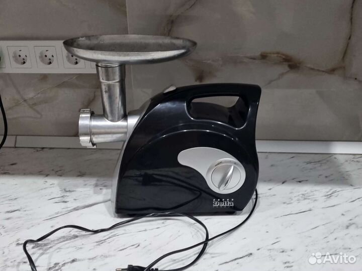 Мясорубка электрическая бу Delta