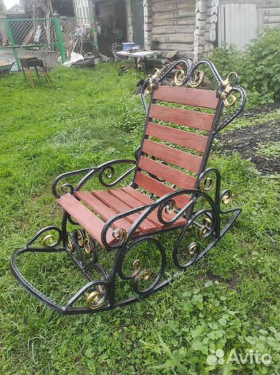 Кресло качалка кованая