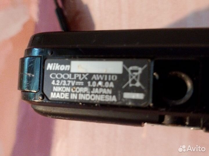 Nikon w110