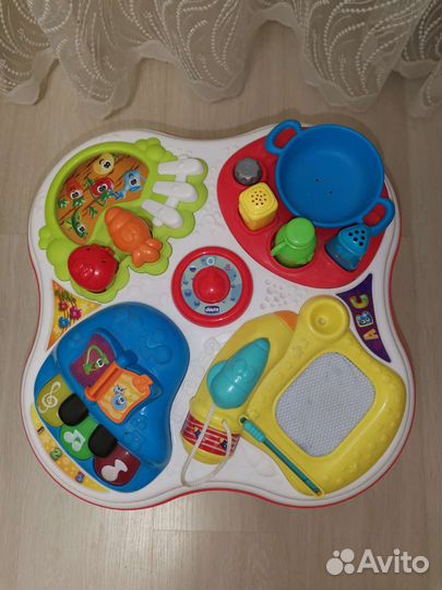 Развивающий музыкальный столик