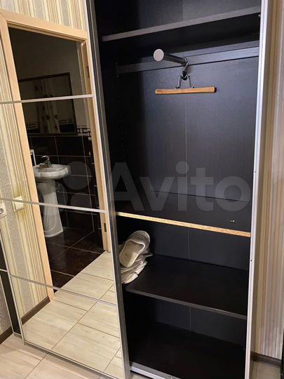 2-к. квартира, 58,3 м², 1/2 эт.