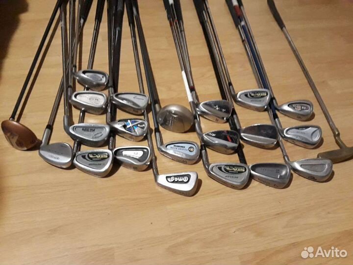 Клюшки для гольфа и сумки