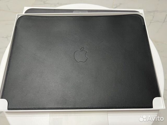 Оригинальный чехол MacBook