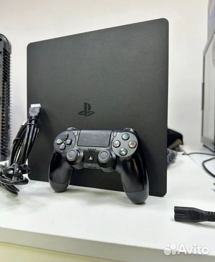 Sony playstation 4 slim 1tb 2 геймпада + 8 игар