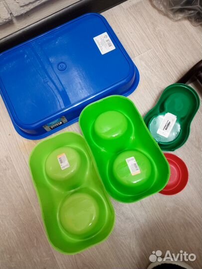 Товары для кошек.Лотки,миски,корм,лежанка и тд