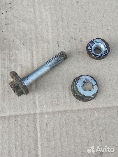 Болт развальный задний bmw x5 e53