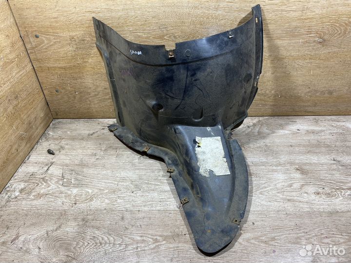 Сапожок передний левый Skoda Octavia A5 1704436