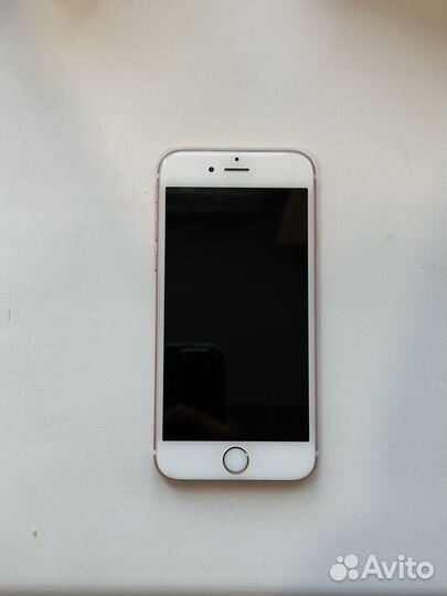iPhone 6s розовый