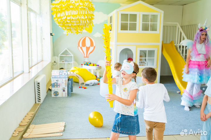 Детский игровой домик деревянный