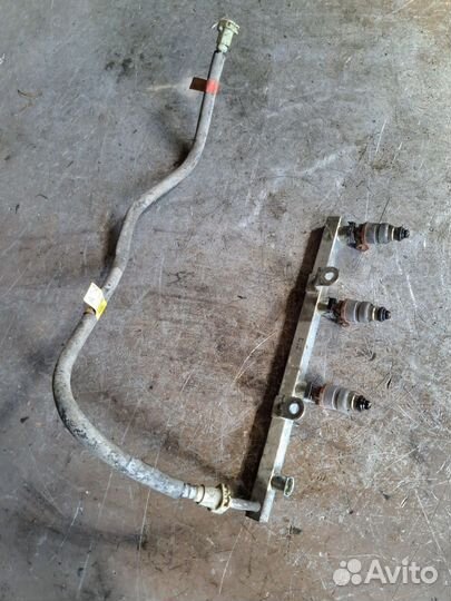 Топливная Рампа с трубкой Chevrolet Lacetti