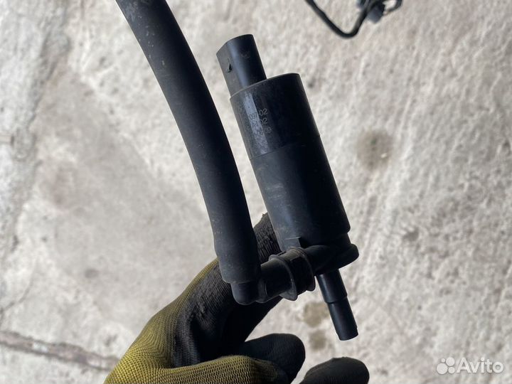 Форсунки омывателя фар BMW E60