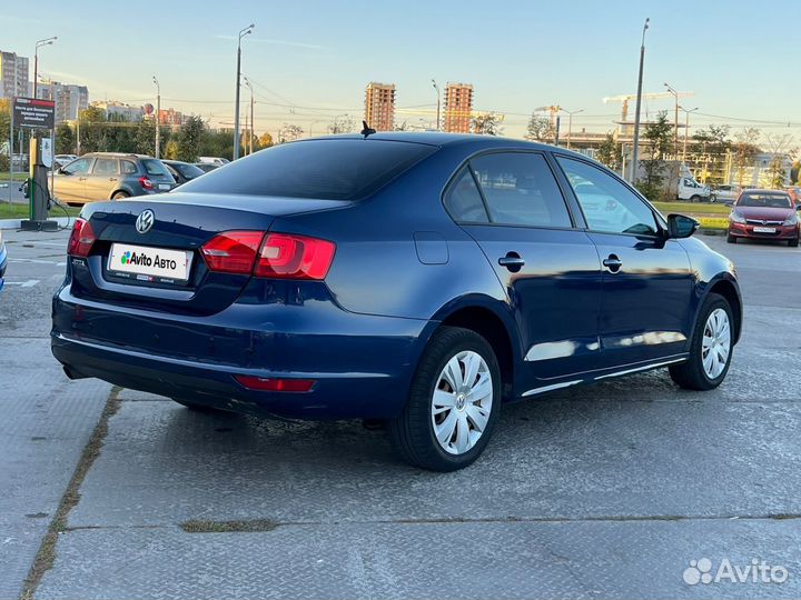 Volkswagen Jetta 1.6 AT, 2012, 130 500 км