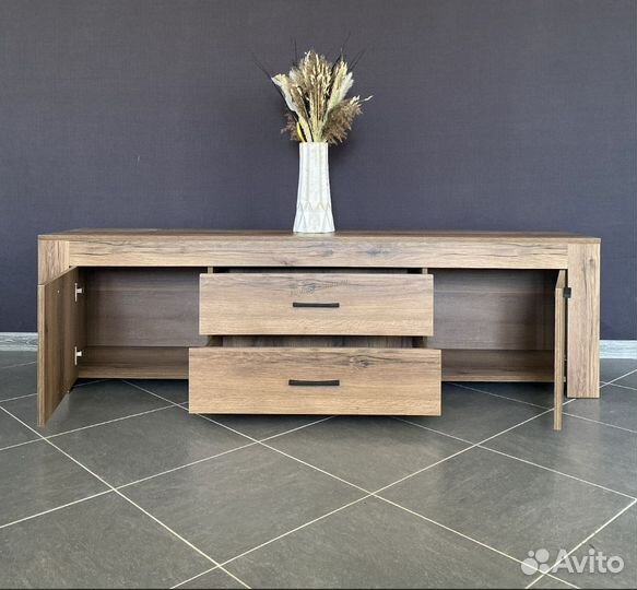 Новая тумба под тв 1800